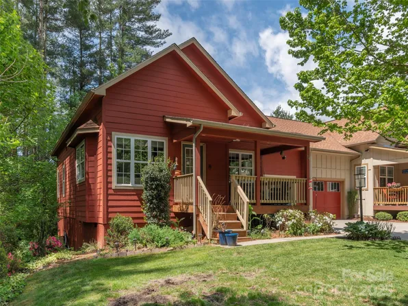 54 Sapling Ln, Waynesville, NC 28786
