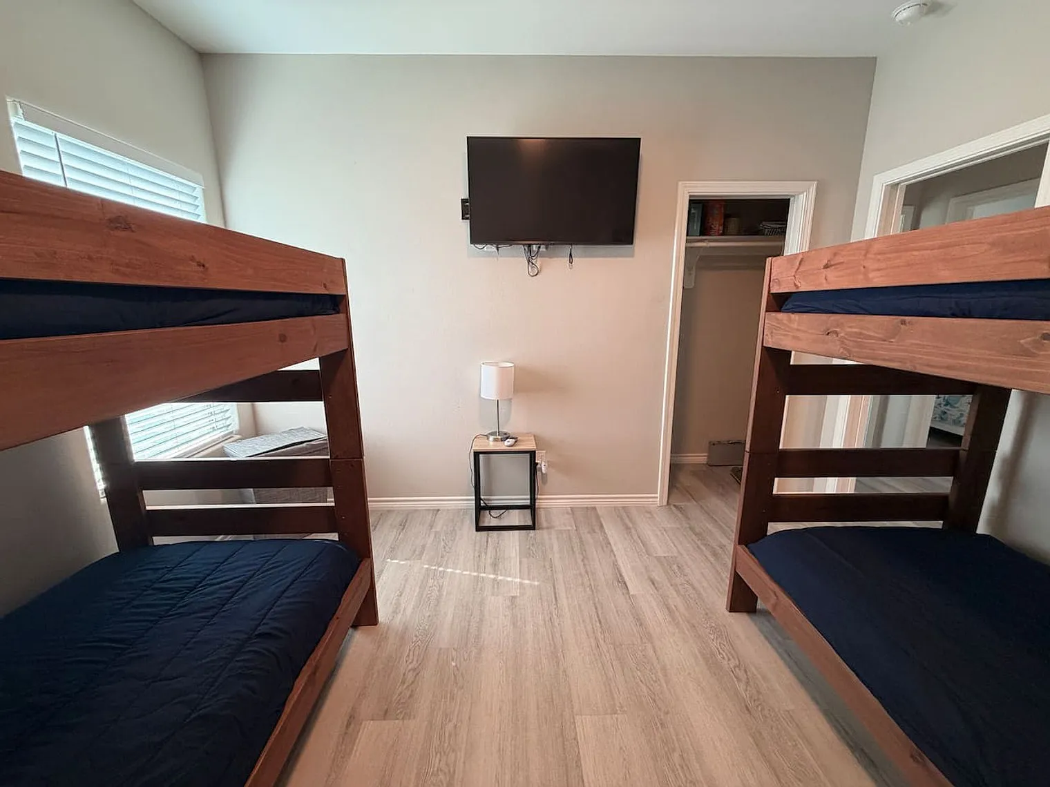 3 bed, 2.0 bath, $5,388 — Photo 4