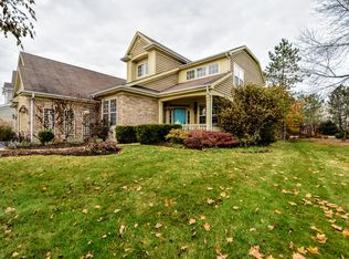 2330 Legends Ct, Riverwoods, IL 60015