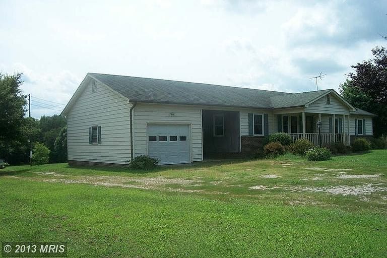 1st image of 10 Little Creek Ln