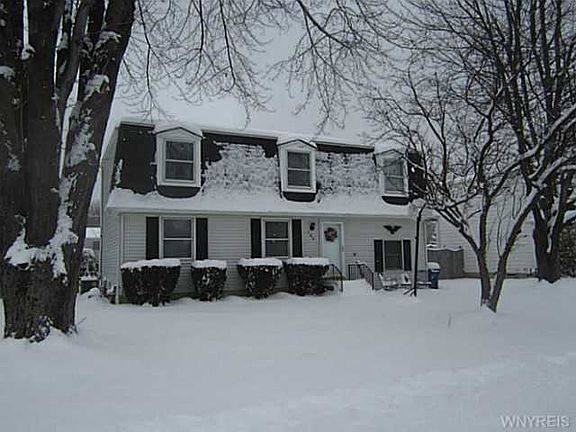 2nd image of 786 N French Rd