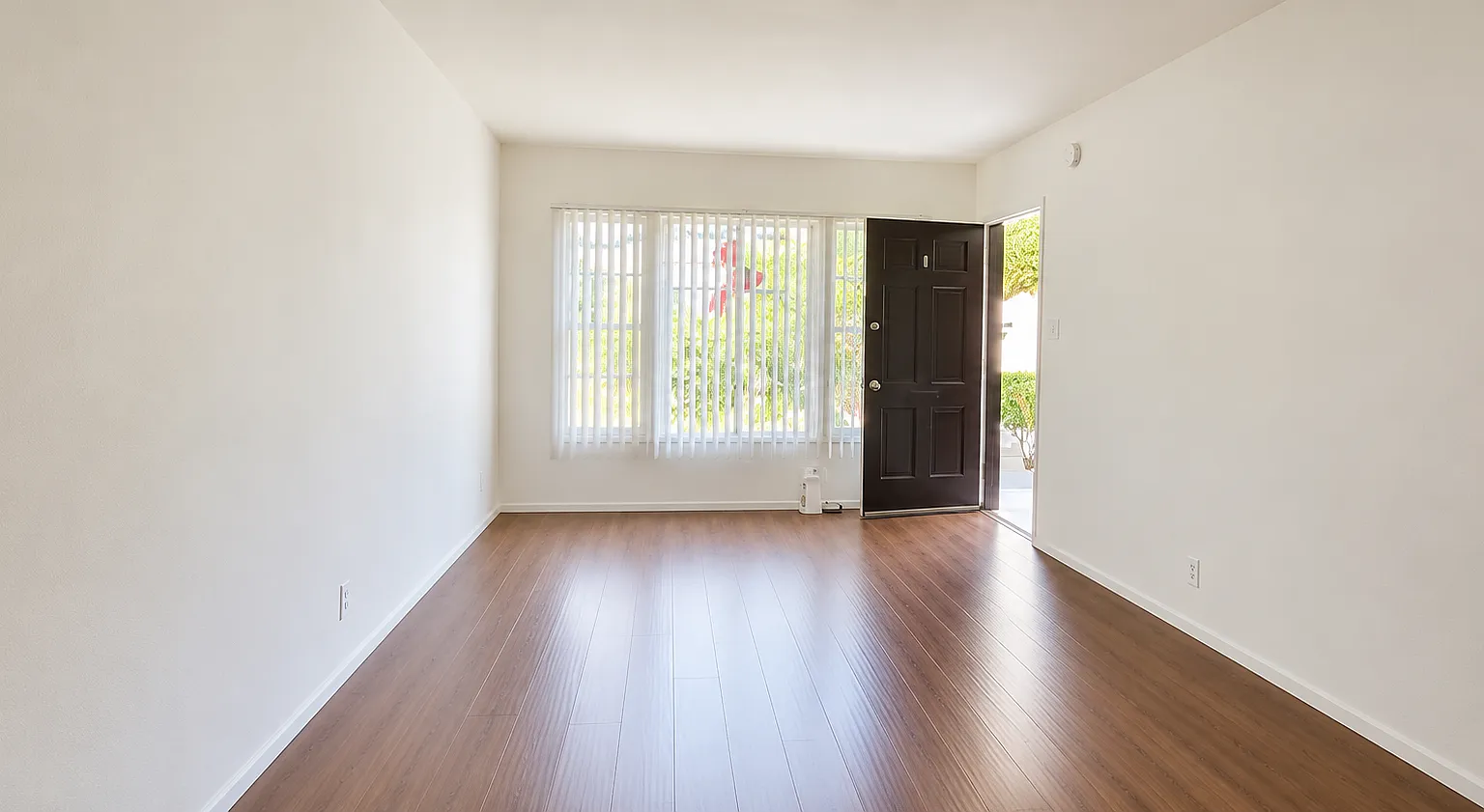 Studio, 455 sqft, $1,395 — Photo 1