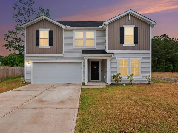 149 Maple Tree Ln, Clayton, NC 27527