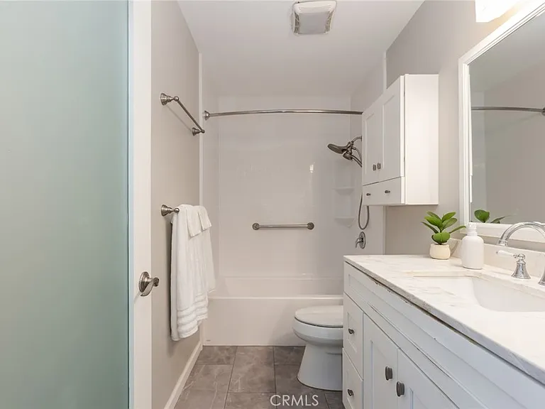 26015 Narbonne Ave #14 — Photo 19