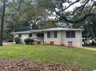 215 2nd Ave, Midfield, AL 35228