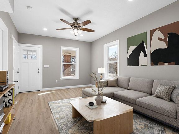 4th image of 1036 WISCONSIN Avenue