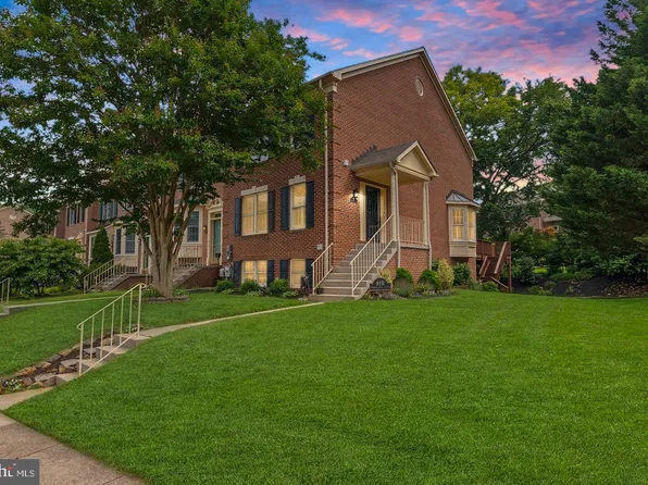 915 Hidden Moss Dr, Cockeysville, MD 21030