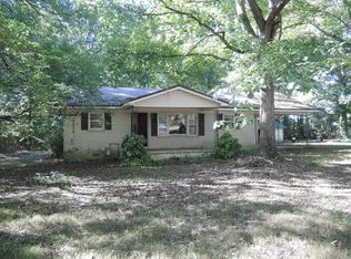 499 Smith Mill Rd, Fayetteville, TN 37334