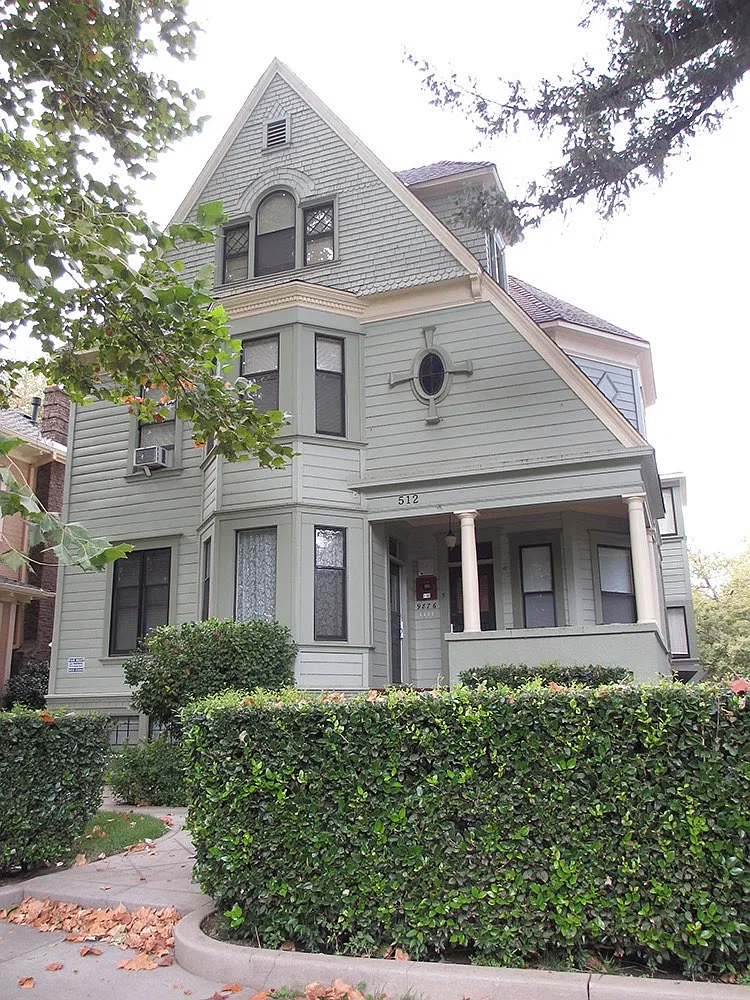 512 W 3rd St - Unit 2 — Photo 1