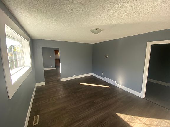 2nd image of 12930 71st St NW