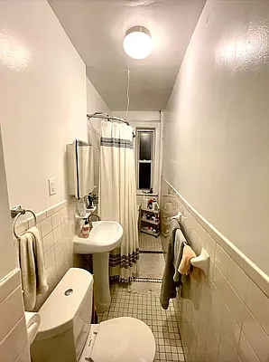 Rented by LJ Sloane Management | media 25