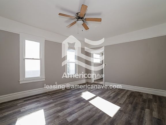 1509402_003_wm_-_living_room_13602910.jpg