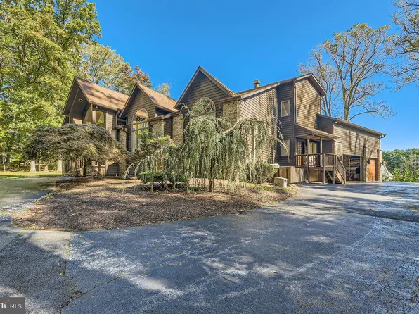 12524 Valley Pines Dr, Reisterstown, MD 21136