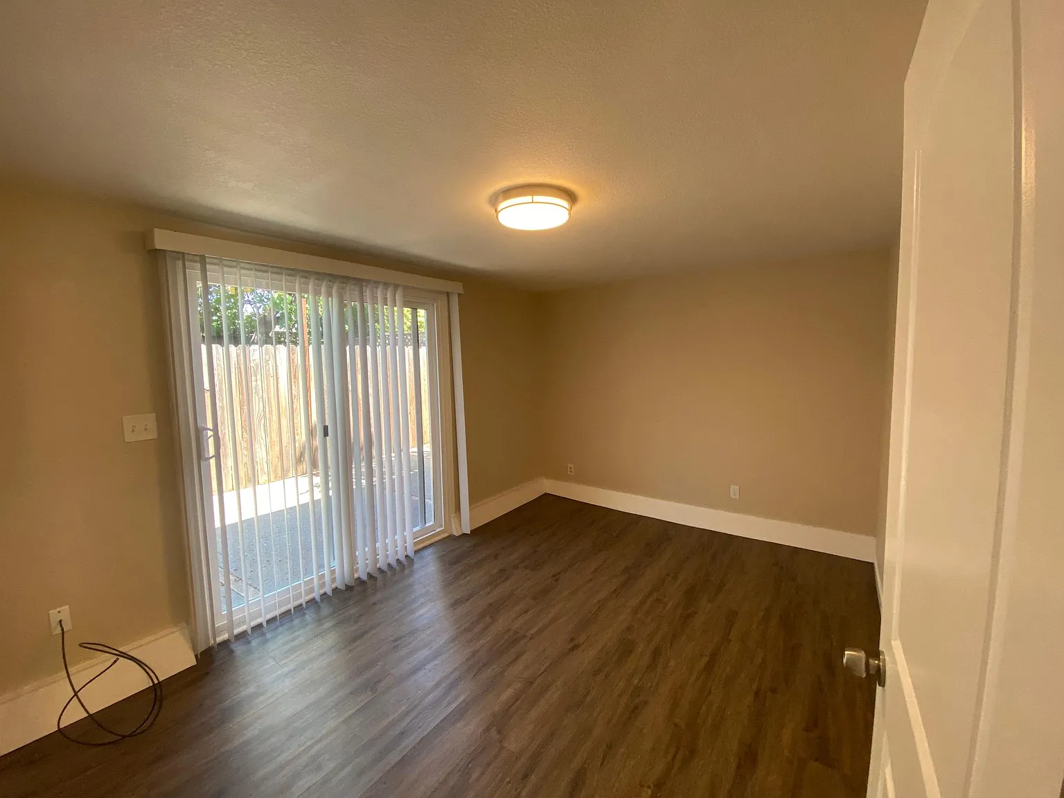 1 bed, 440 sqft, $1,700 — Photo 2