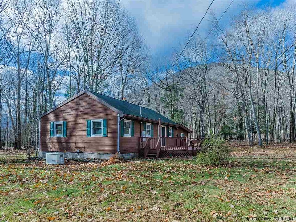 1st image of 30 Hilltop Dr
