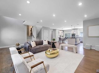 875 E Lawn Dr, Teaneck, NJ 07666