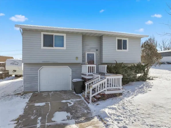 1813 10th Ave, Belle Fourche, SD 57717