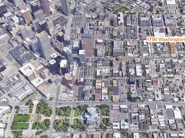 1750 Washington is walking distance to many great restaurants and downtown.