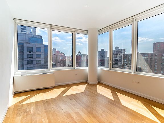 4th image of 795 Columbus Ave APT 14A