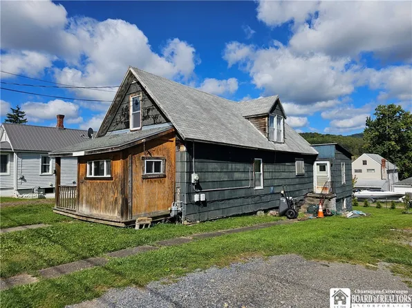 41 Cornen St, Bradford, PA 16701