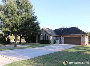176 High Country Dr, Seguin, TX 78155