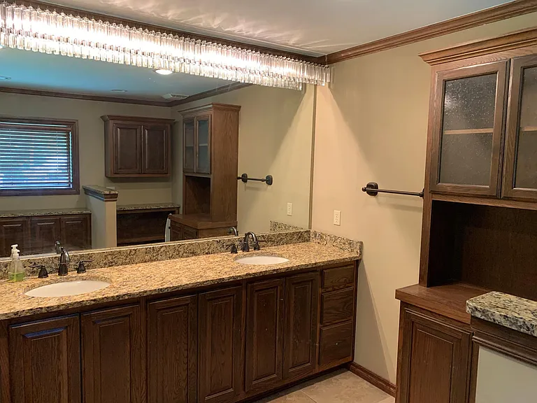 821 S Berry Rd — Photo 24
