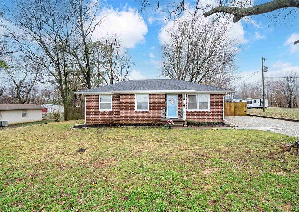 1st image of 1920 Daniels Ln