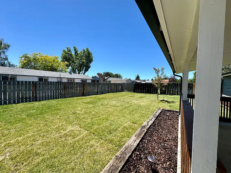 4738 Sturdivant Ave — Photo 3