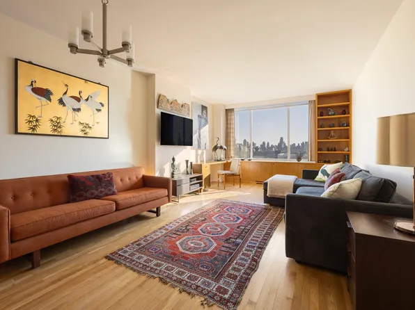 101 West 79th Street image 1 of 5