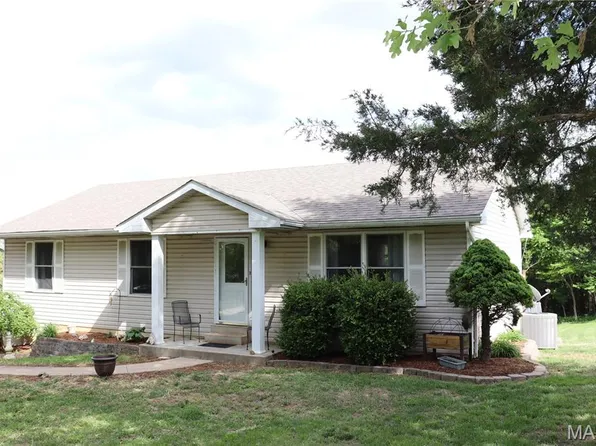 13652 Klondike Rd, De Soto, MO 63020