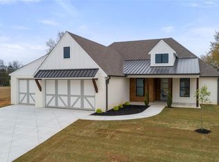 18 E 32nd St, Sand Springs, OK 74063