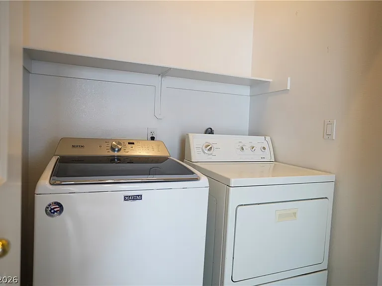 2236 Le Conte Ave #0 — Photo 17
