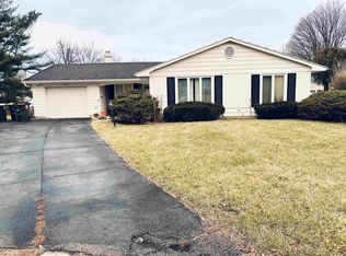 6712 Gregory Dr, Fort Wayne, IN 46816