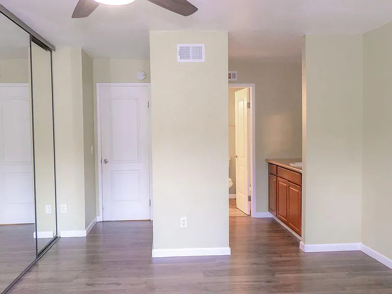 762 Picador Blvd — Photo 17