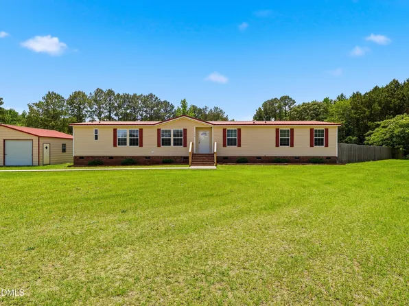 175 & 179 Emerson Ln, Smithfield, NC 27577