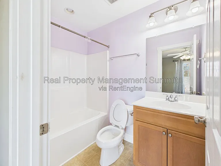 350 Marquette Ct — Photo 22