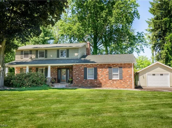 5781 Echodell Ave NW, Canton, OH 44720