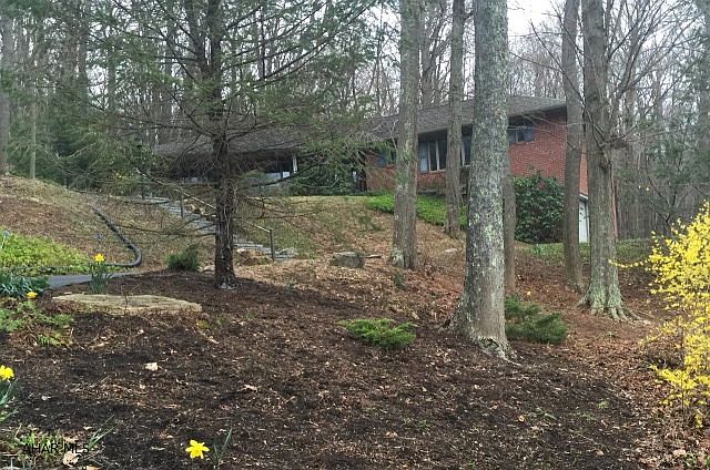 1st image of 205 Laurel Dr
