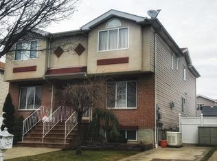 427 Bartlett Ave, Staten Island, NY 10312