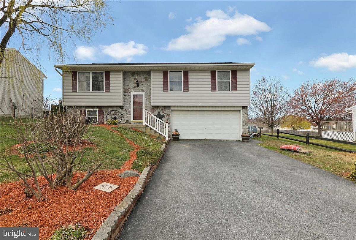 14 Cottage Ln, Newmanstown, PA 17073 Zillow