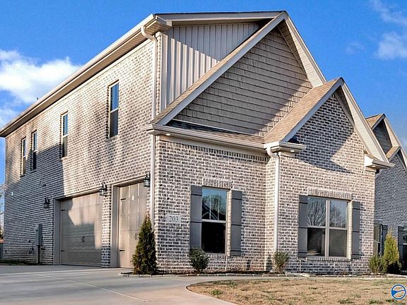 4th image of 203 Midland Dr