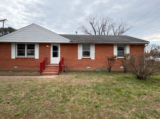1018 Briarfield Rd, Newport News, VA 23605