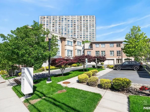 200 Laird Ave APT 204, Cliffside Park, NJ 07010