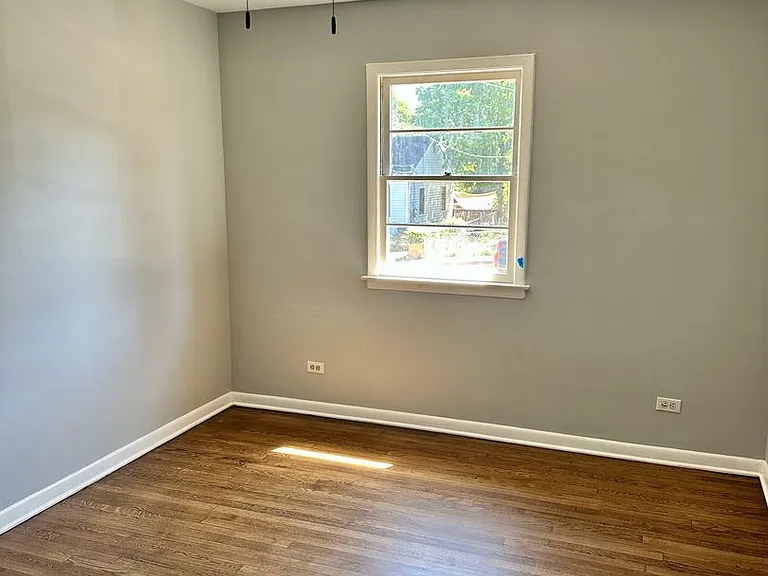 203 Palatine Ave — Photo 9