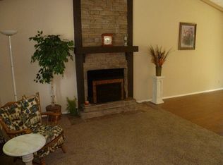 814 Willow Ave, Bellevue, NE 68005