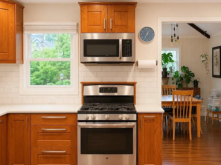 827 Turpin Ave SE — Photo 8