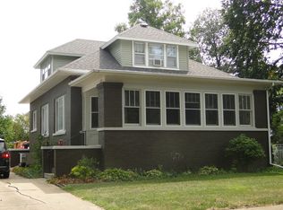 114 W Vine St, Piper City, IL 60959