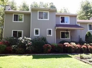 81 Bangall Rd, Stamford, CT 06903