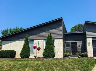 50 Foxboro Dr, Rochester Hills, MI 48309