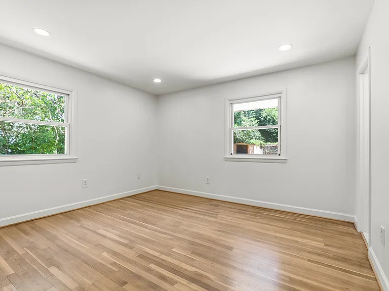 9220 Brian Dr — Photo 27